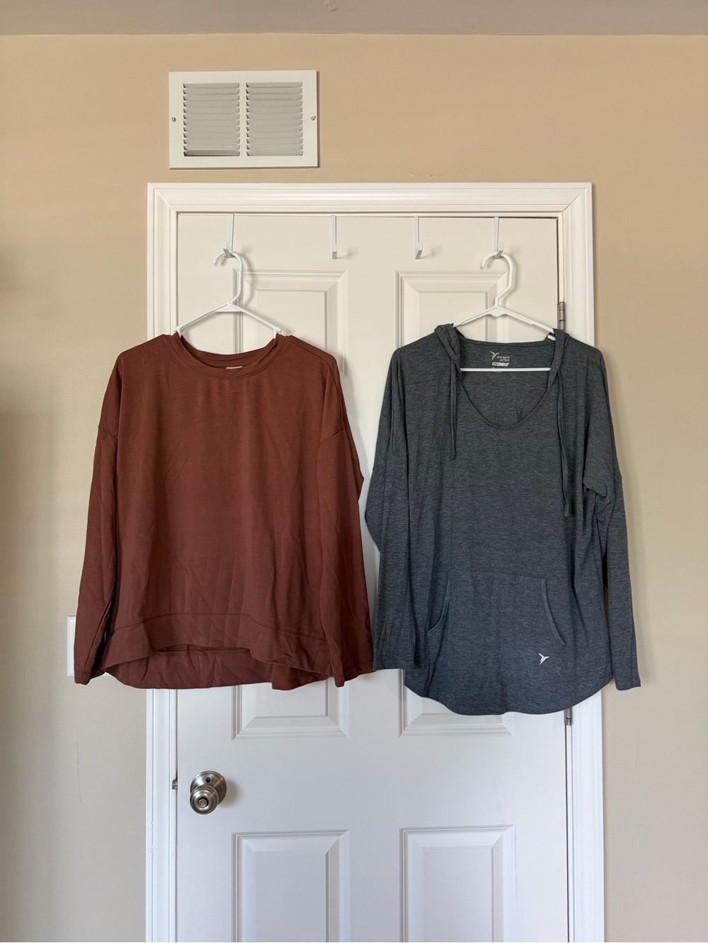 Sweatshirt & Hoodie
